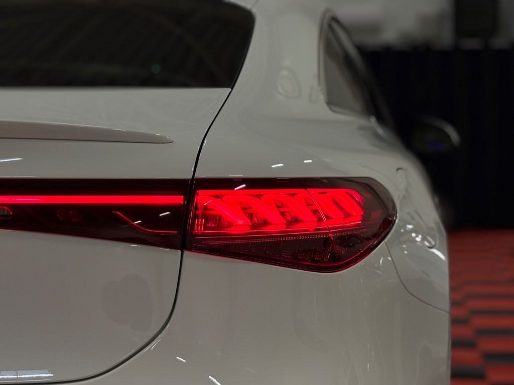Mercedes-Benz EQS 2023