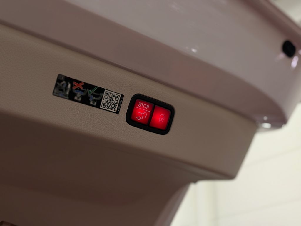 Mercedes-Benz EQS 2023