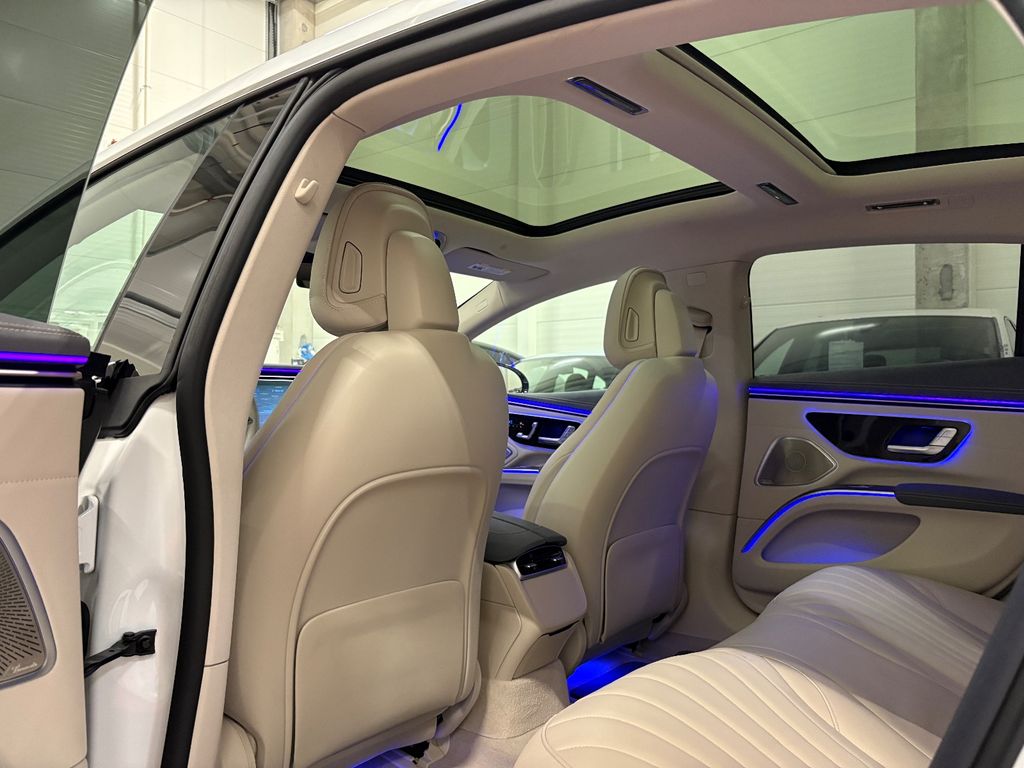 Mercedes-Benz EQS 2023