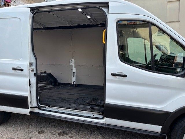 Ford Transit 2020