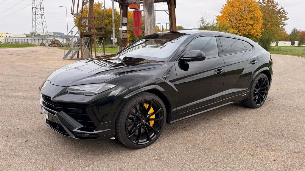 Lamborghini Urus 2024