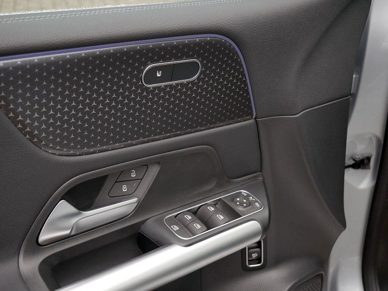 Mercedes-Benz B 200 2024