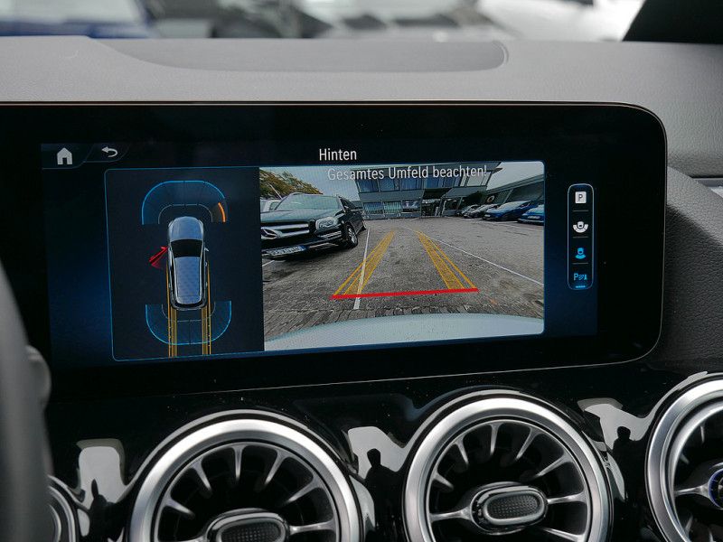 Mercedes-Benz B 200 2024