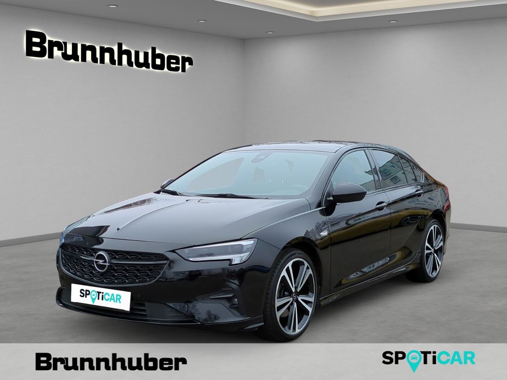 Opel Insignia 2022