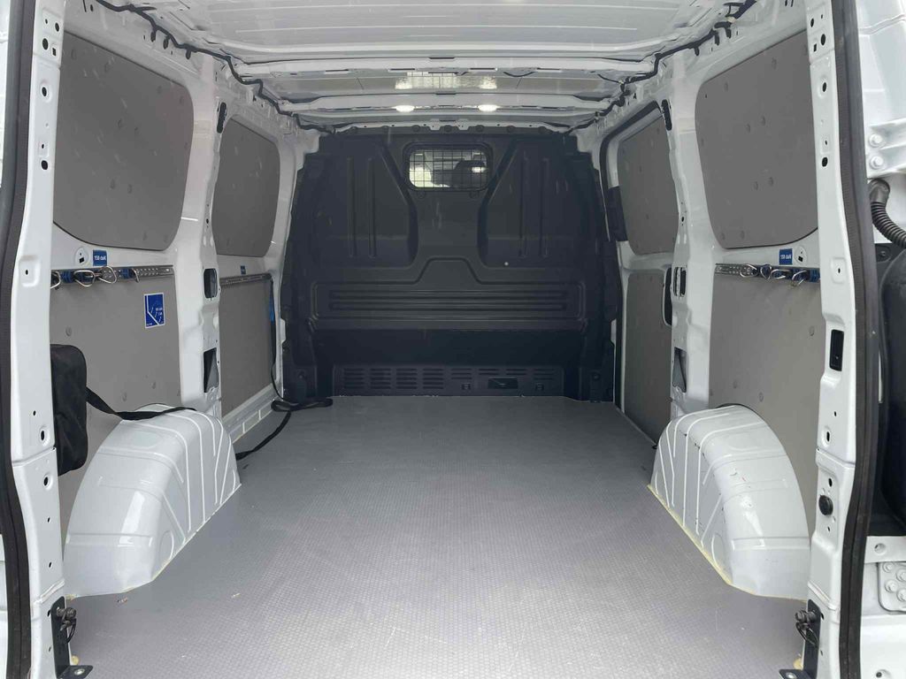 Ford Transit Custom 2024