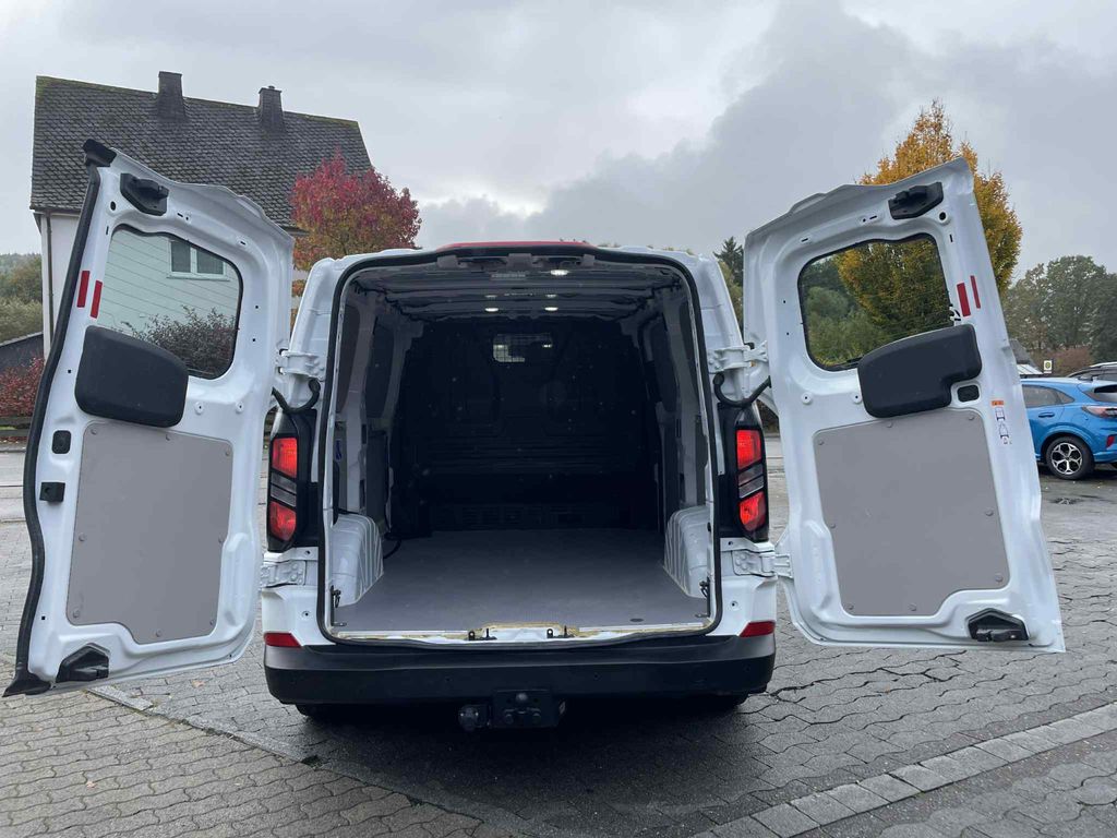 Ford Transit Custom 2024