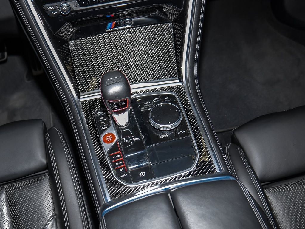 BMW M8 2021