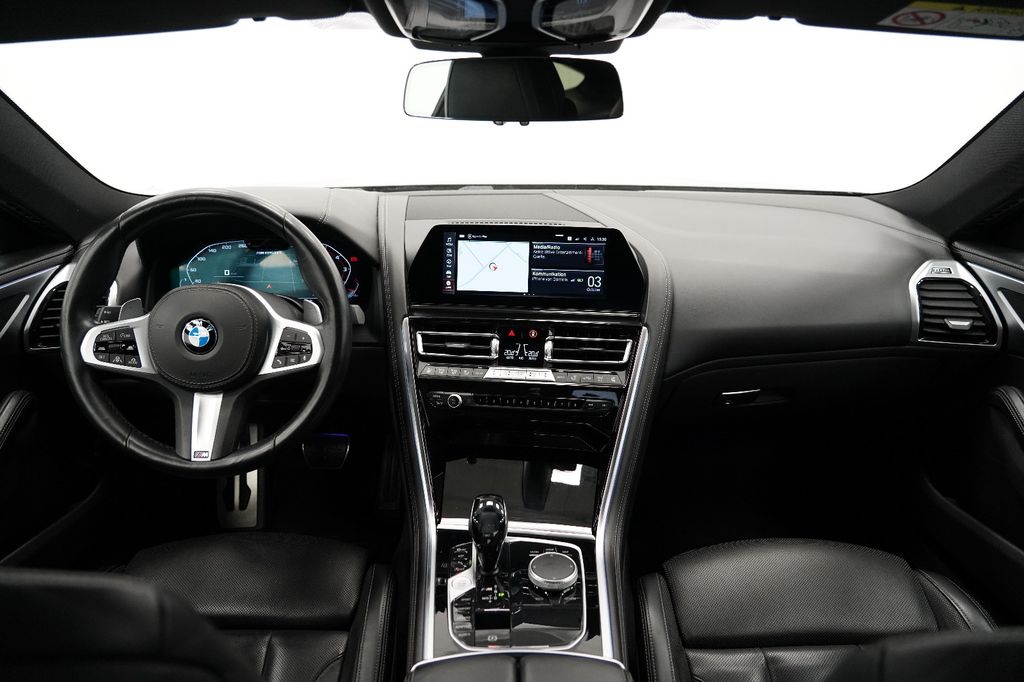 BMW M850 2021