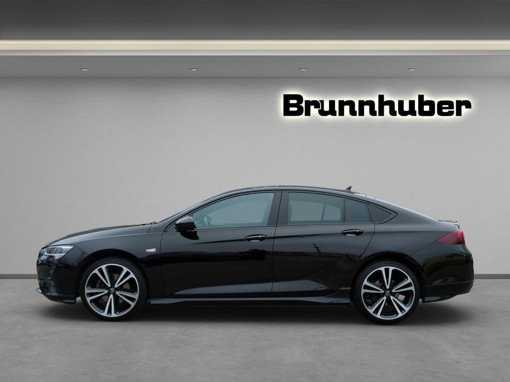 Opel Insignia 2022