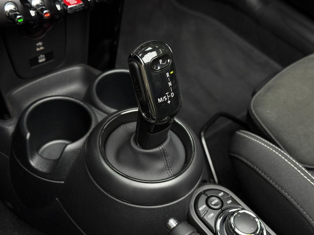 MINI Cooper 2023