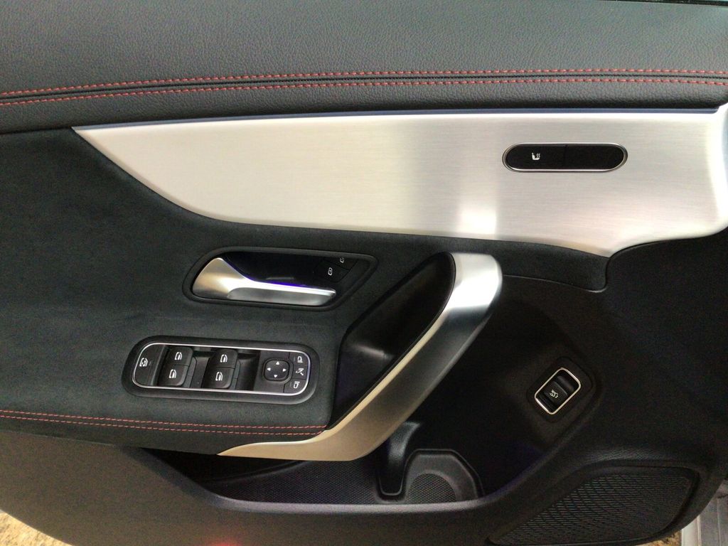 Mercedes-Benz CLA 200 Shooting Brake 2024