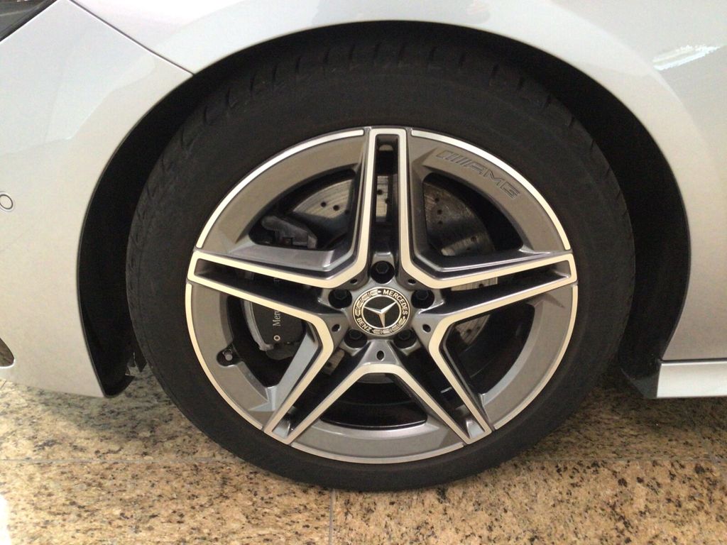 Mercedes-Benz CLA 200 Shooting Brake 2024