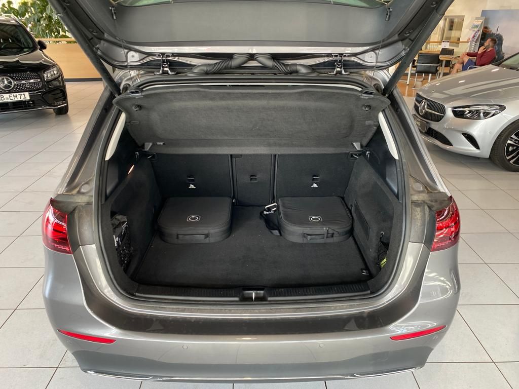 Mercedes-Benz B 250 2024