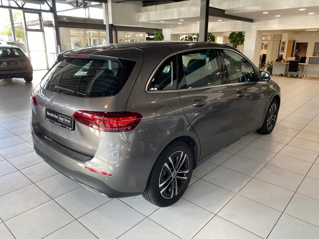 Mercedes-Benz B 250 2024