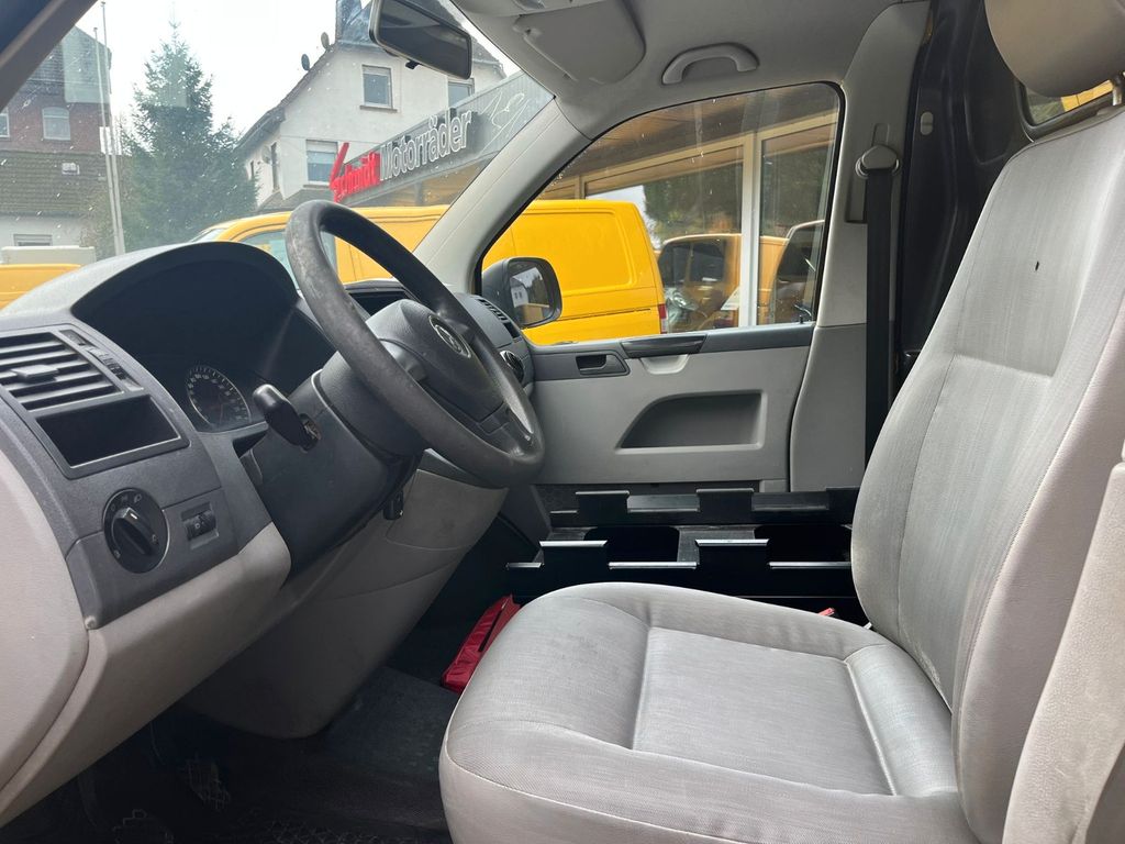 Volkswagen T5 Transporter 2012