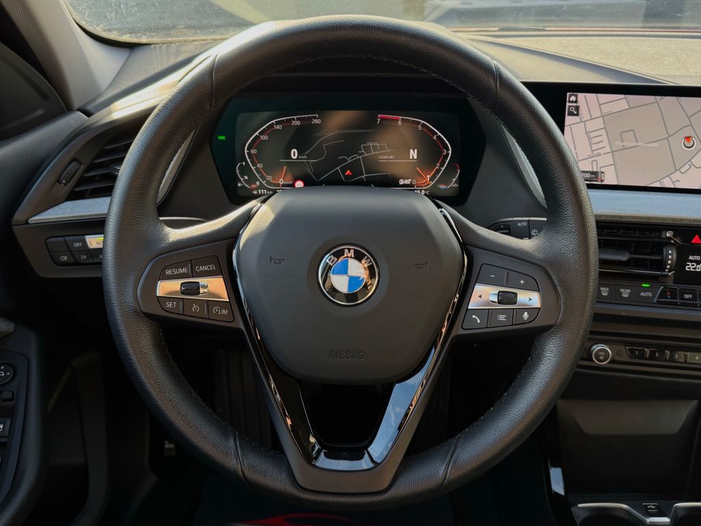 BMW 118 2022