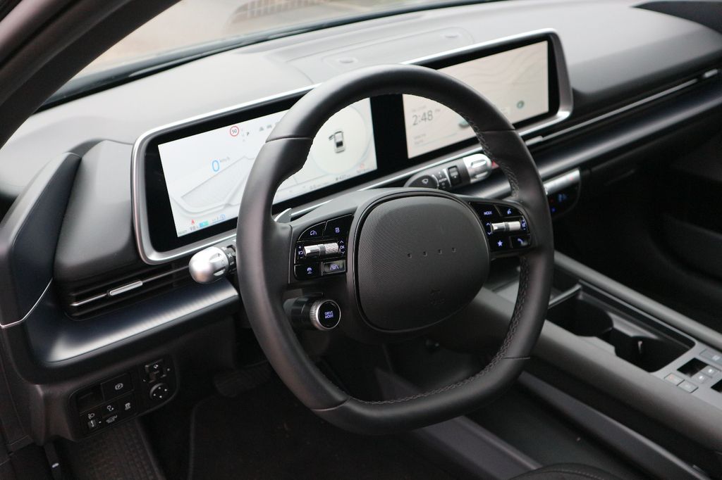 Hyundai IONIQ 6 2024