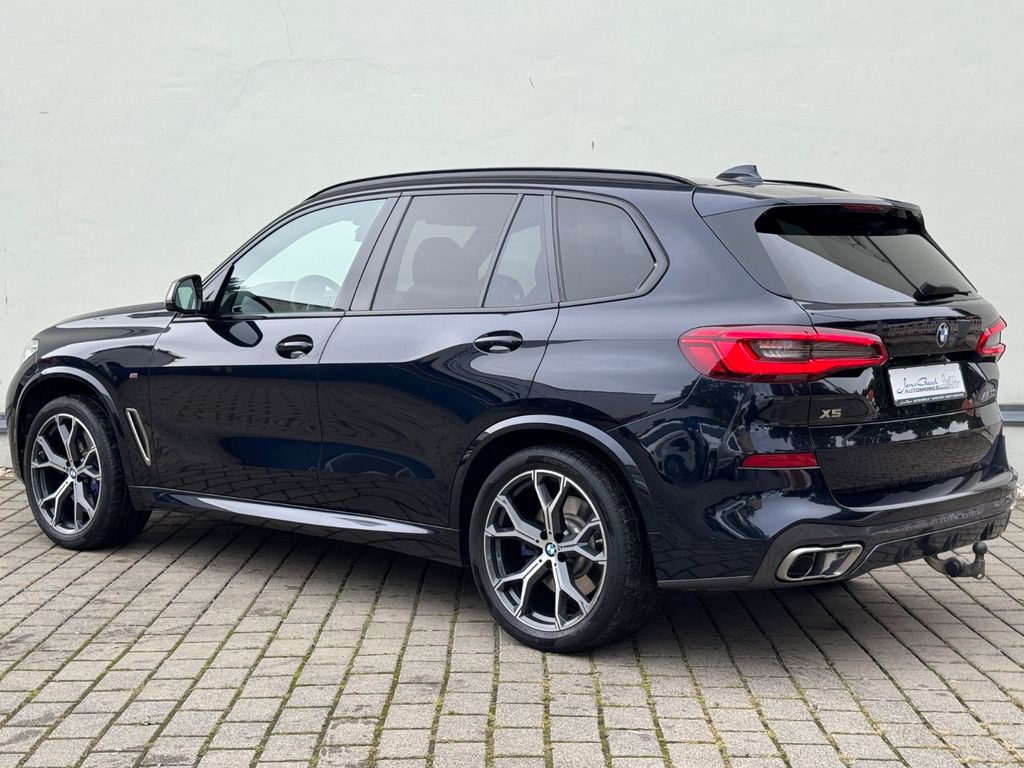 BMW X5 M50 2019