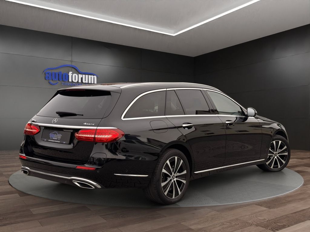 Mercedes-Benz E 300 2022