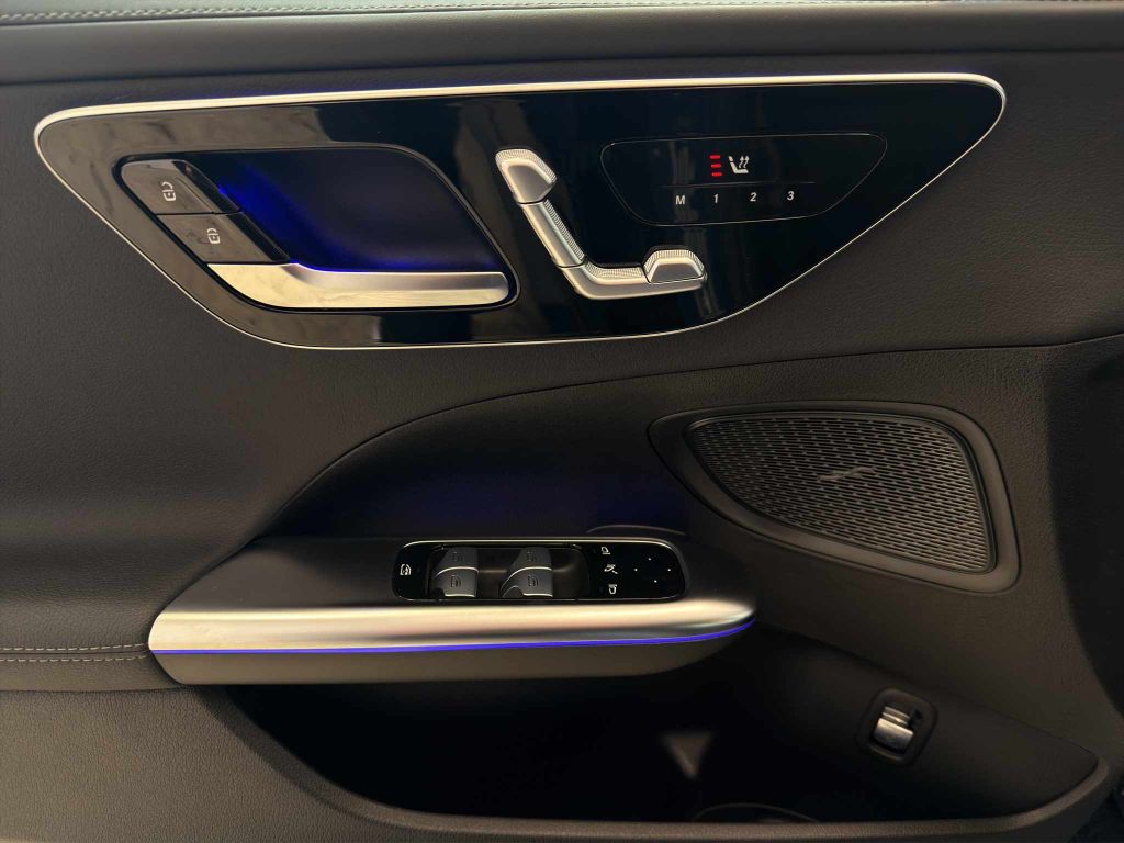 Mercedes-Benz C 200 2024