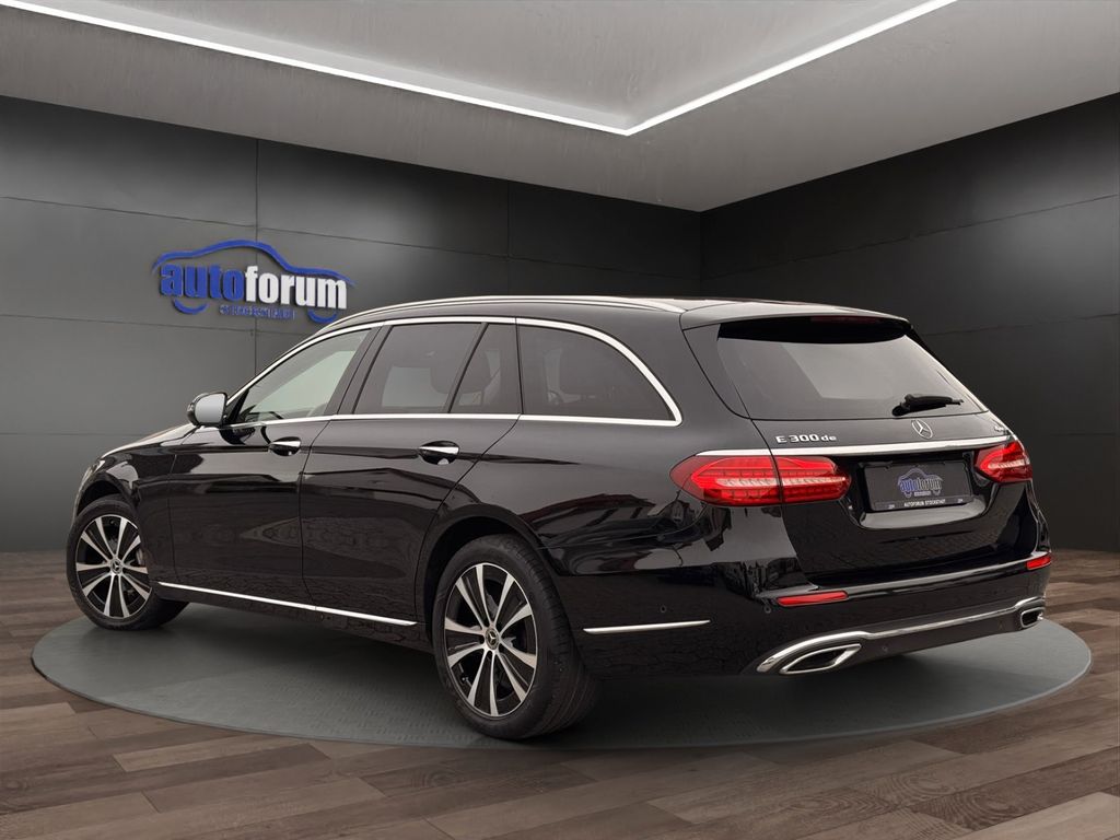 Mercedes-Benz E 300 2022