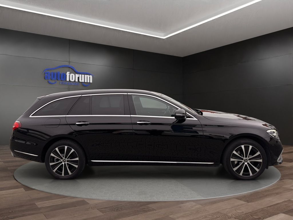 Mercedes-Benz E 300 2022