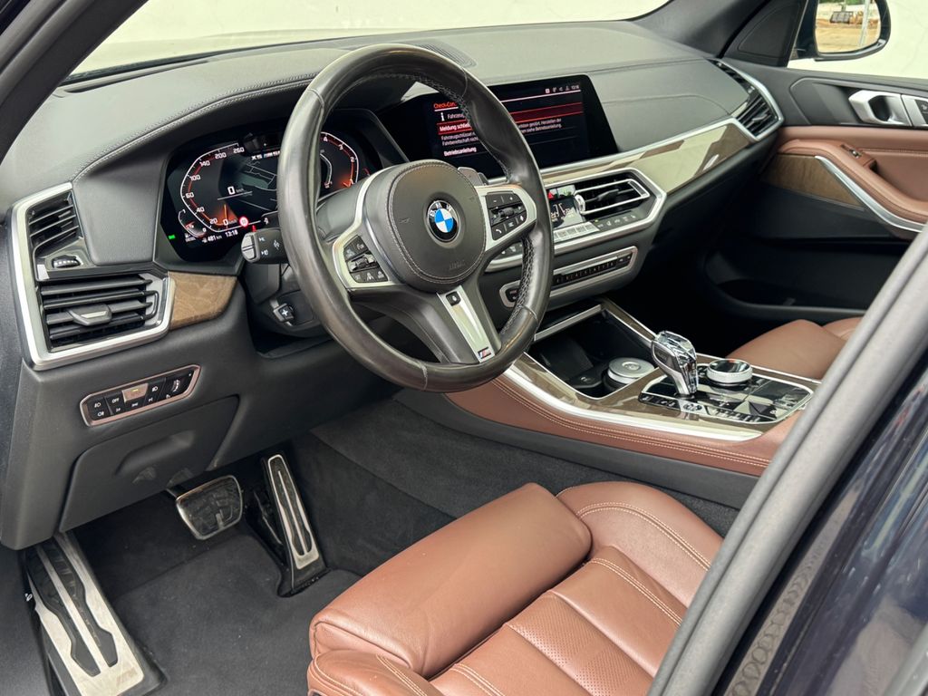 BMW X5 M50 2019