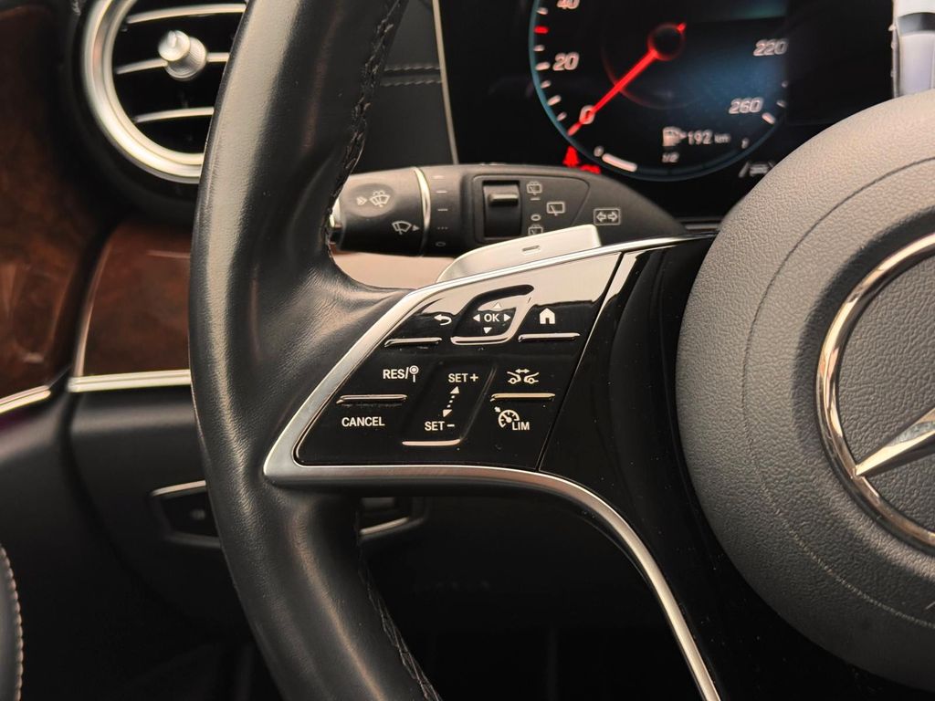 Mercedes-Benz E 300 2022