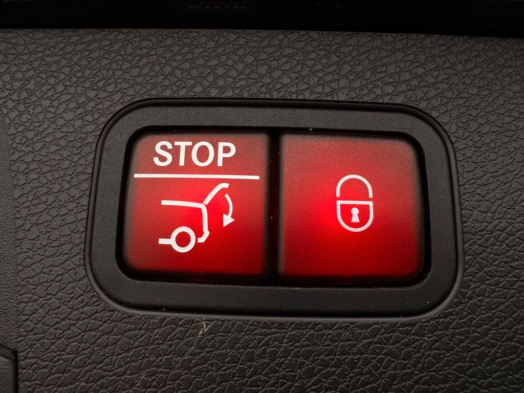 Mercedes-Benz E 300 2022