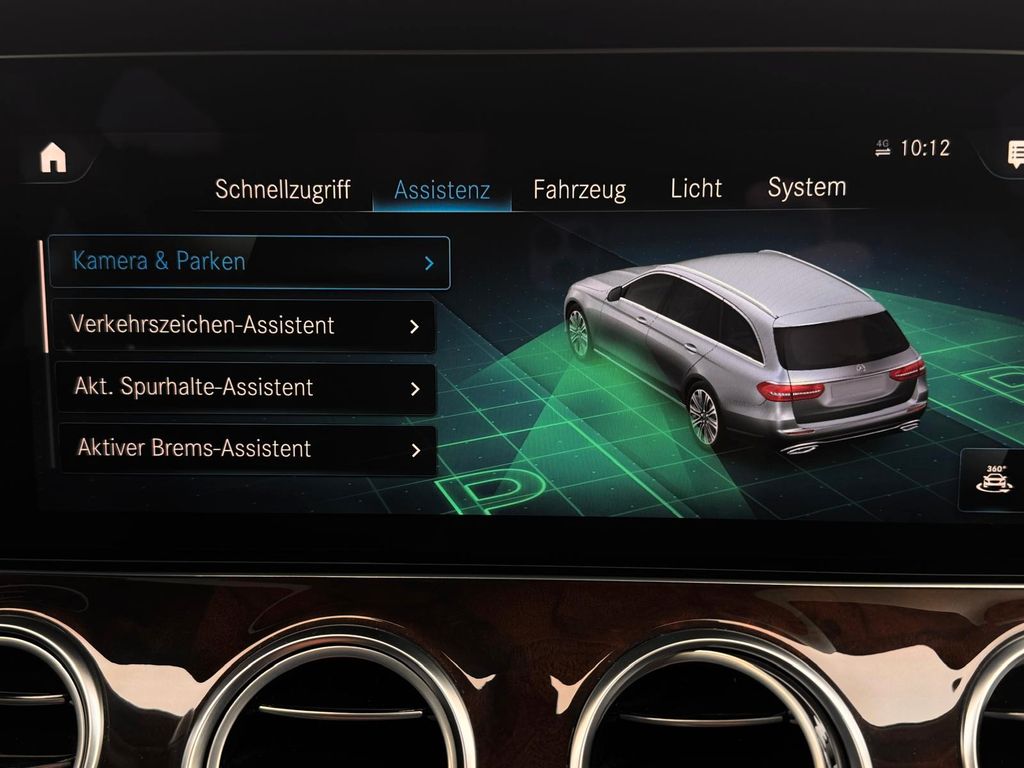 Mercedes-Benz E 300 2022