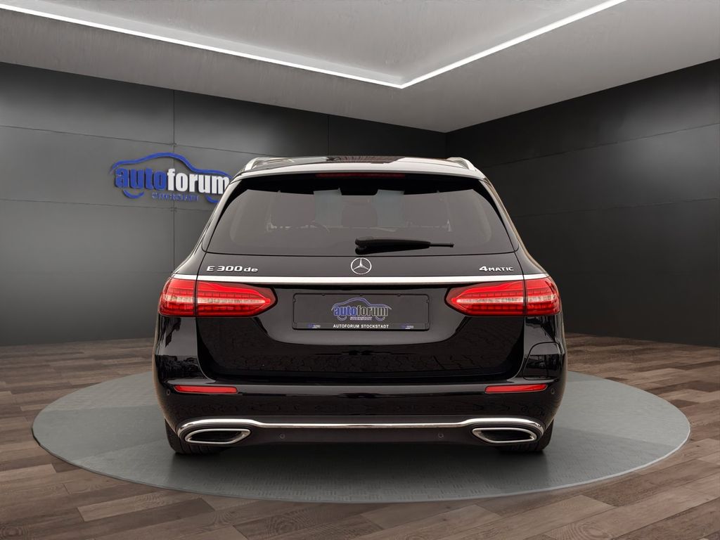 Mercedes-Benz E 300 2022