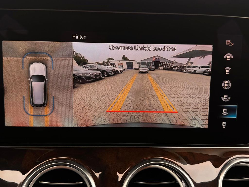 Mercedes-Benz E 300 2022