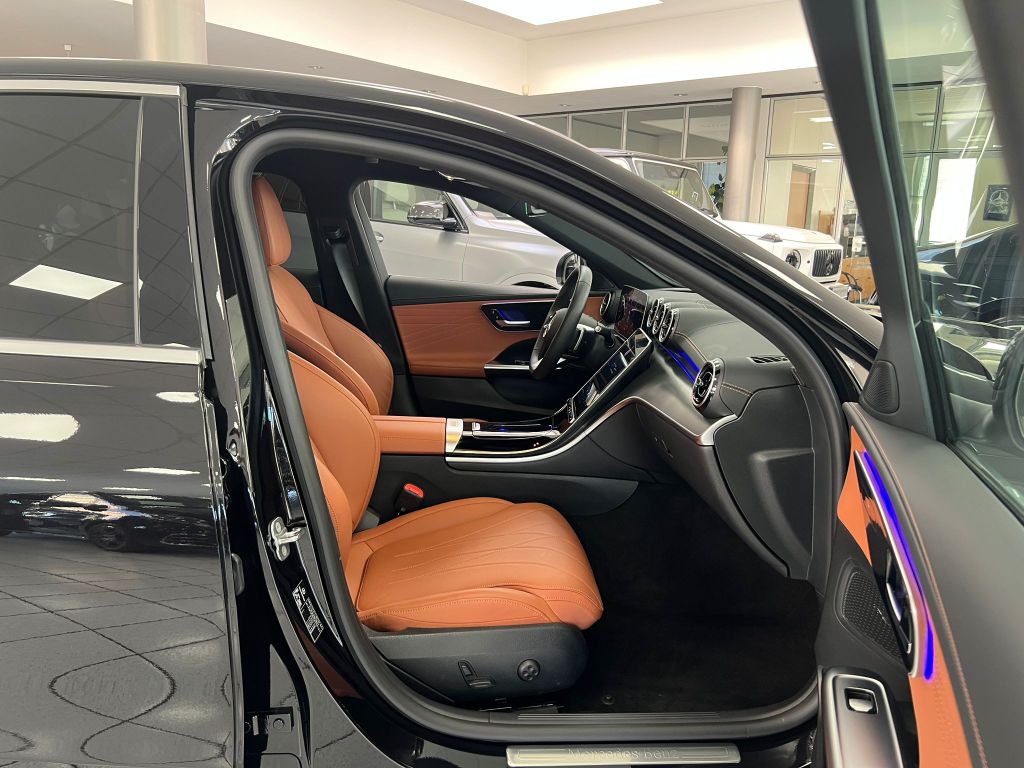 Mercedes-Benz C 220 2025