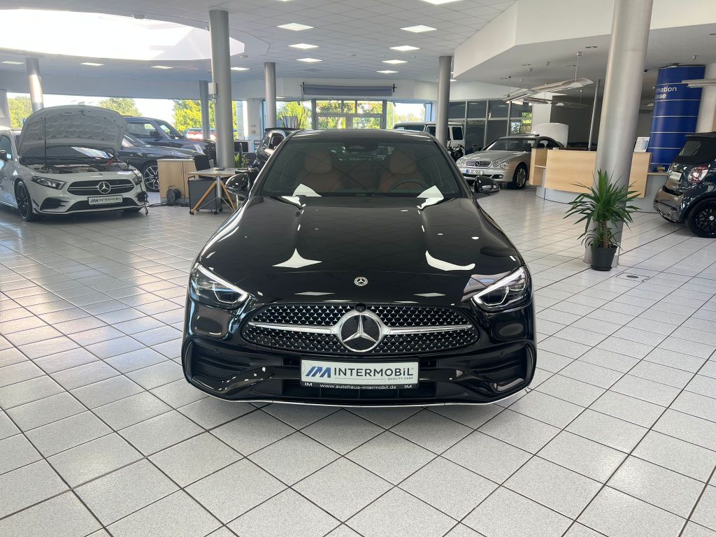 Mercedes-Benz C 220 2025