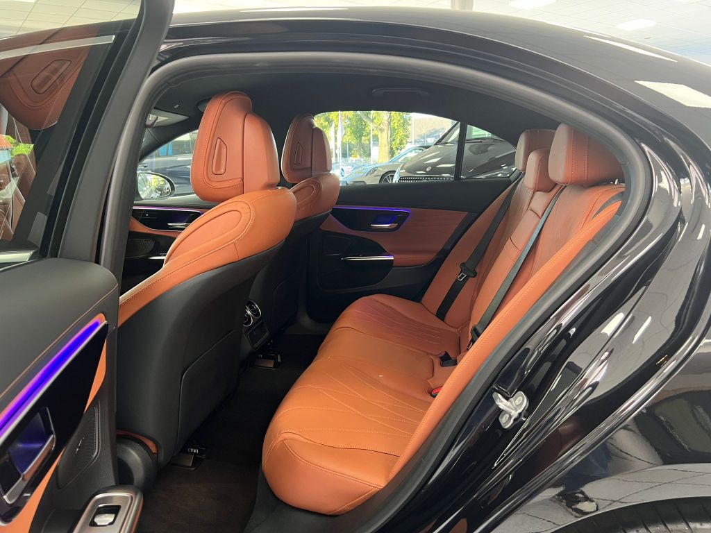 Mercedes-Benz C 220 2025