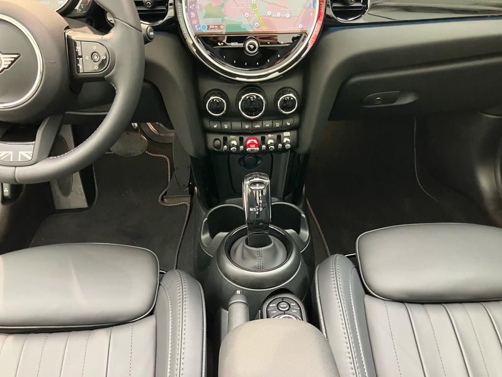 MINI Cooper Cabrio 2024