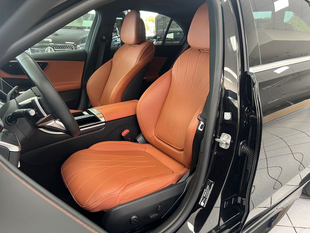 Mercedes-Benz C 220 2025