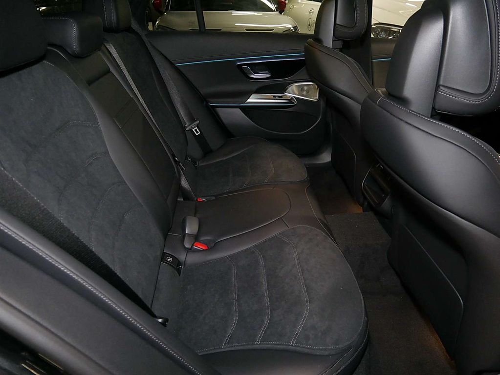 Mercedes-Benz E 450 2025