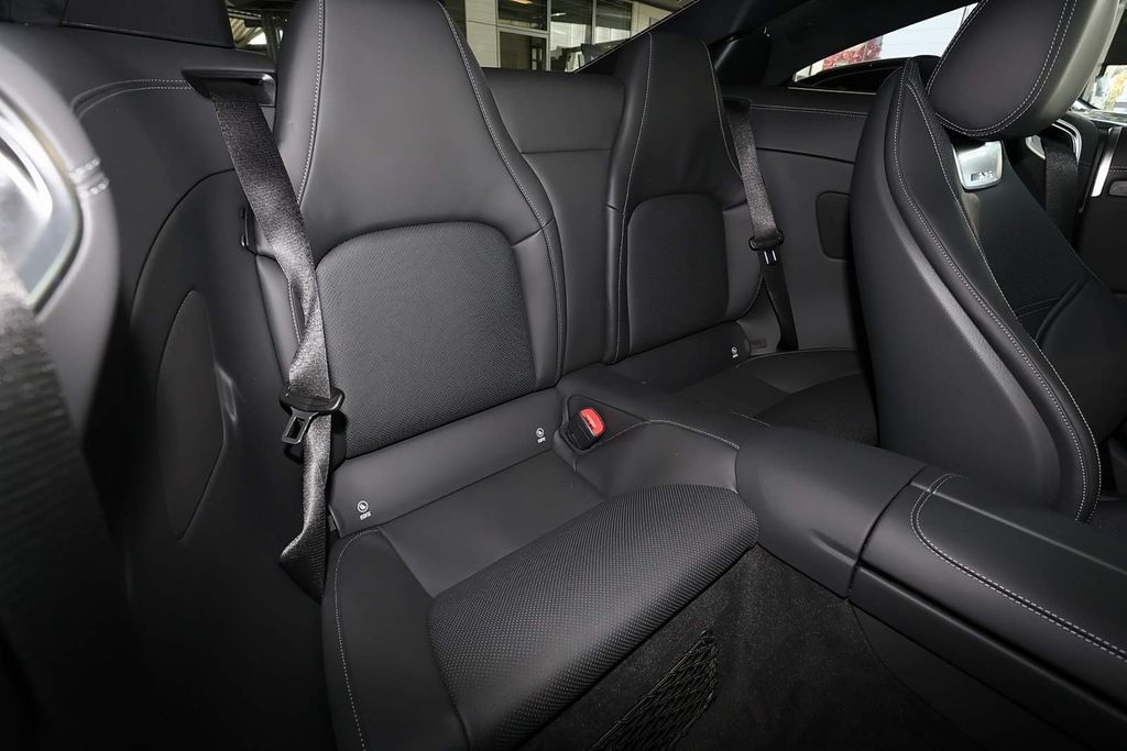 Mercedes-Benz AMG GT 2025