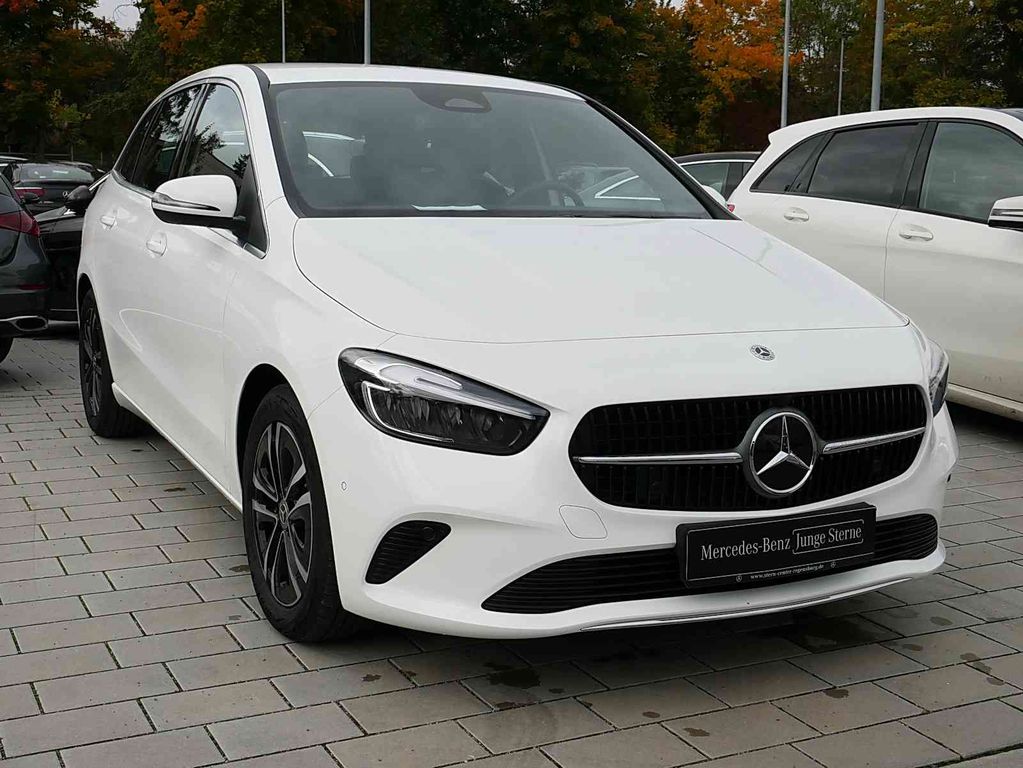 Mercedes-Benz B 220 2024