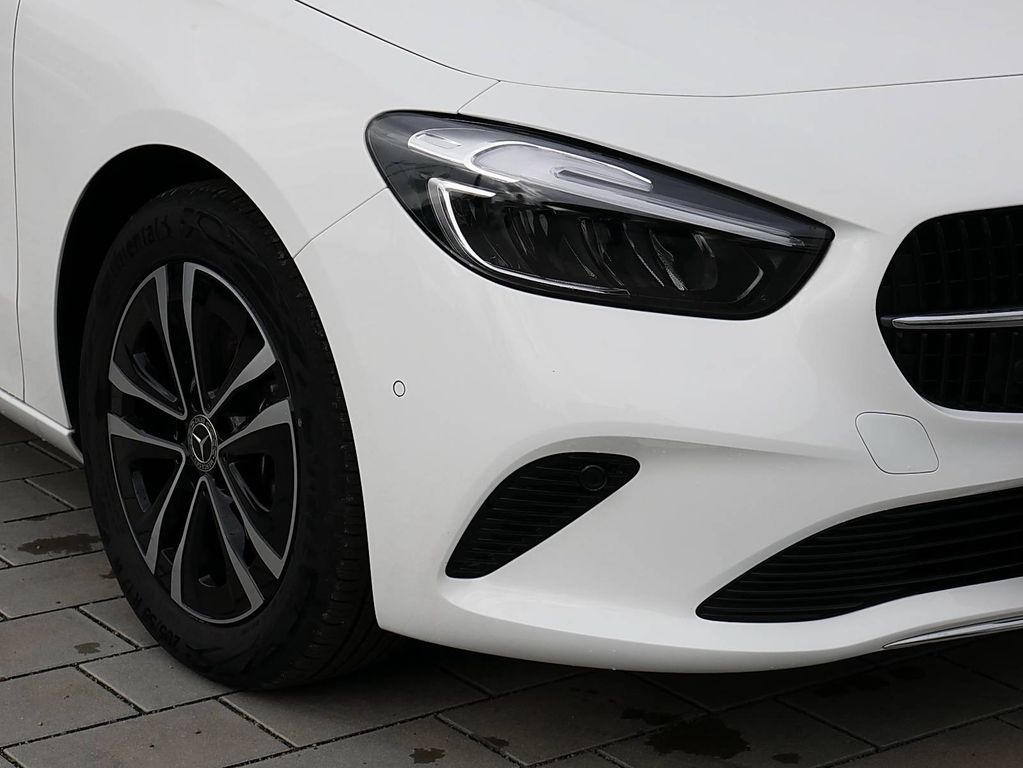 Mercedes-Benz B 220 2024