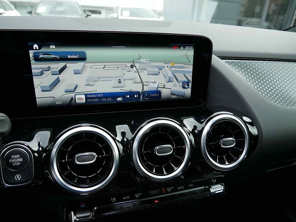 Mercedes-Benz B 220 2024