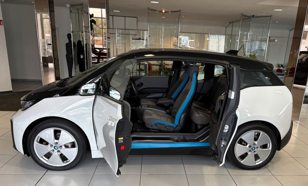 BMW i3 2022