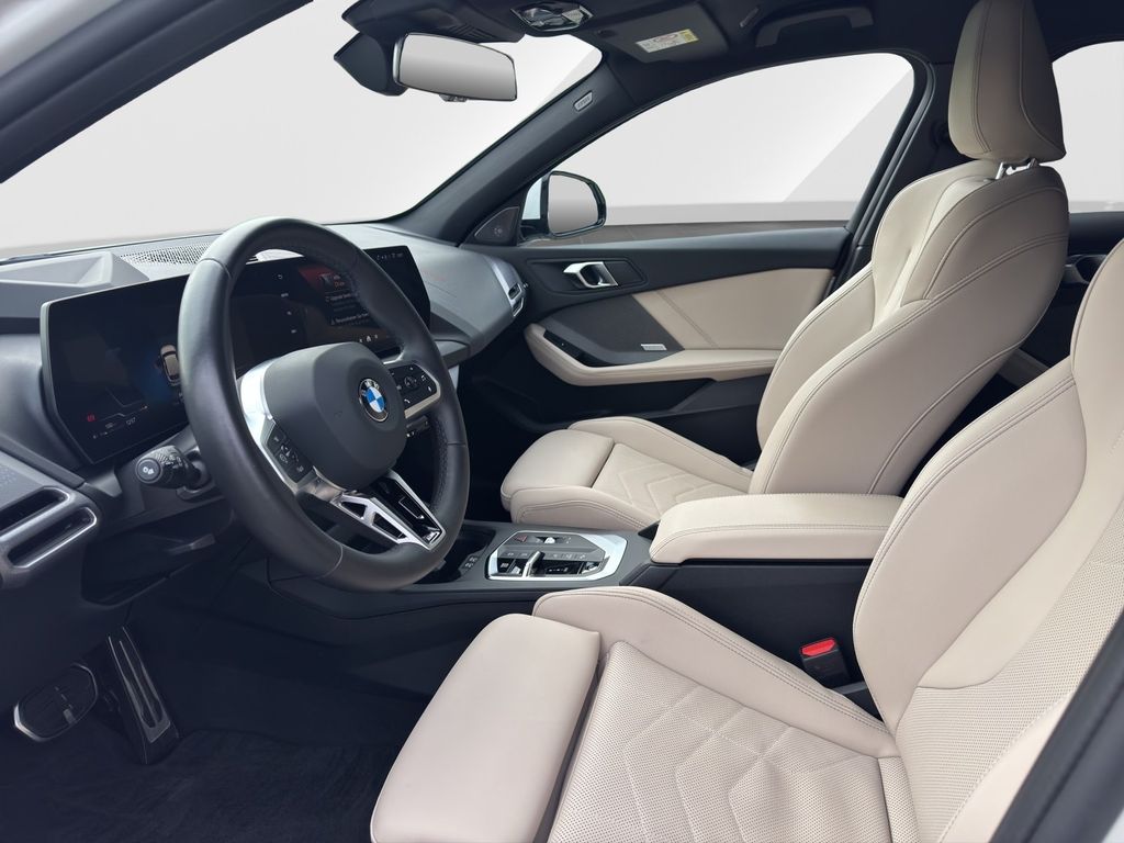 BMW 120 2024