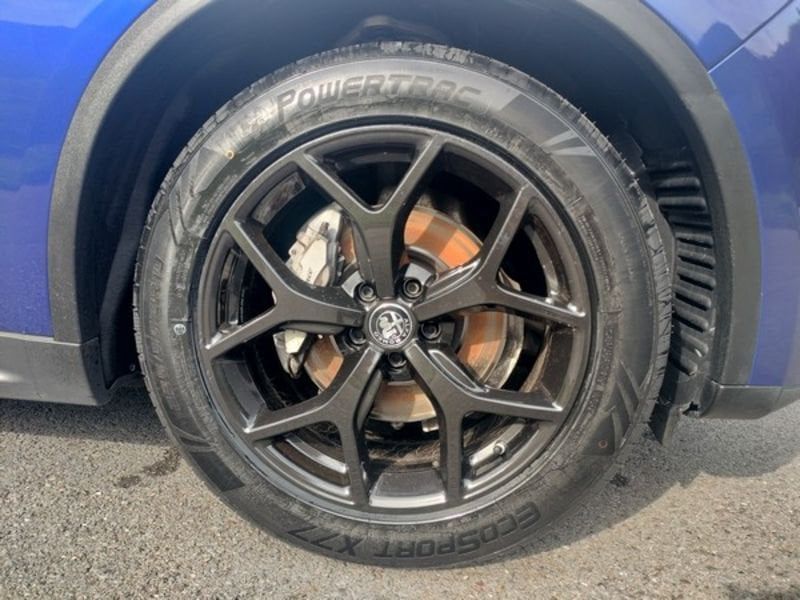 Alfa Romeo Stelvio 2023