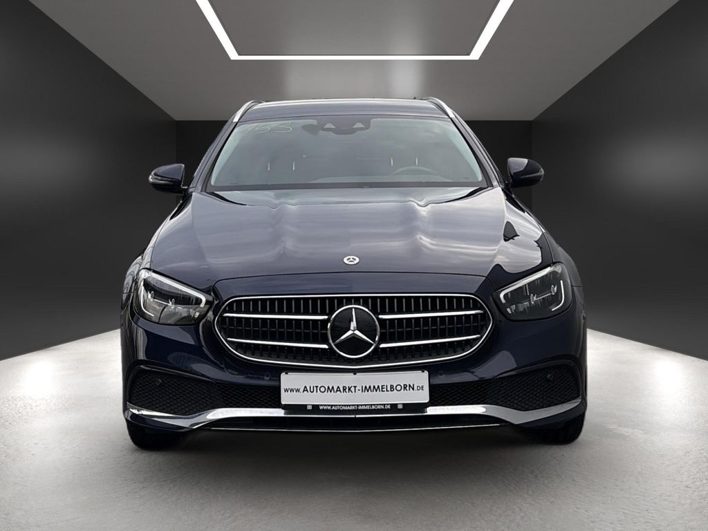 Mercedes-Benz E 300 2022