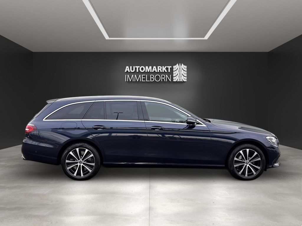 Mercedes-Benz E 300 2022