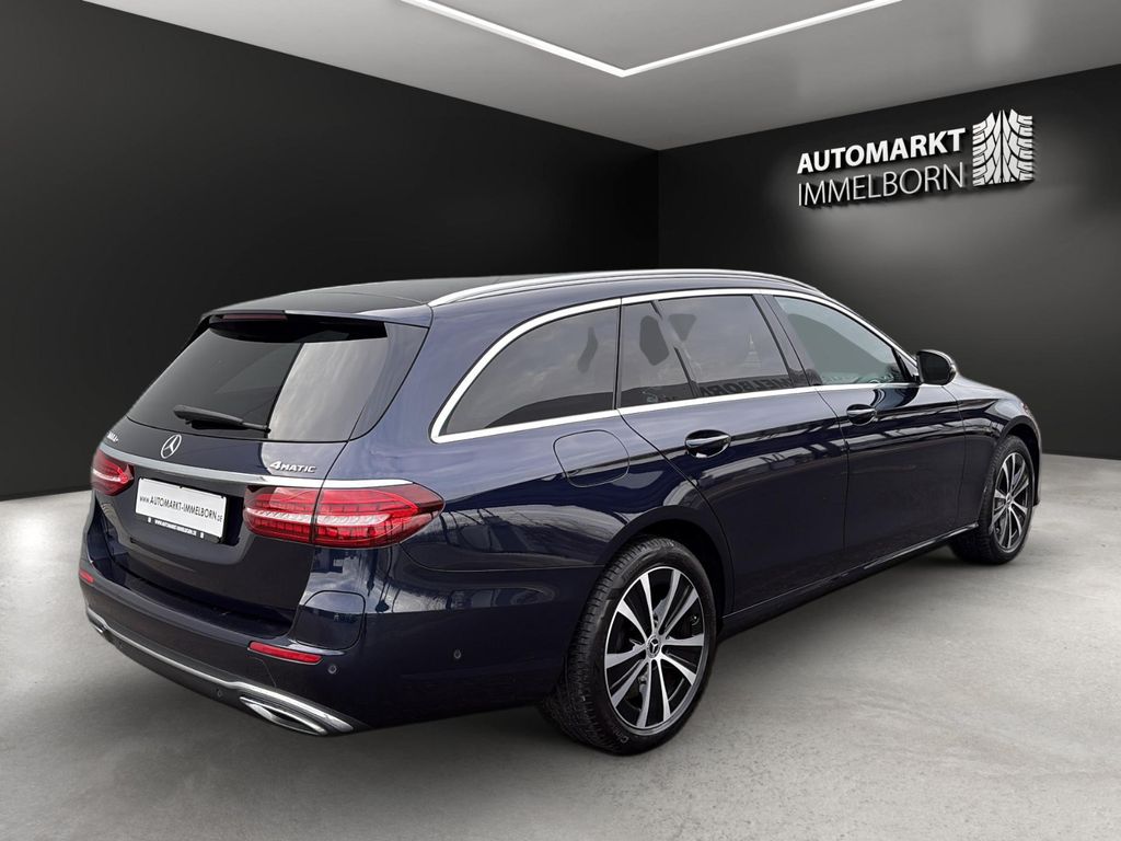 Mercedes-Benz E 300 2022