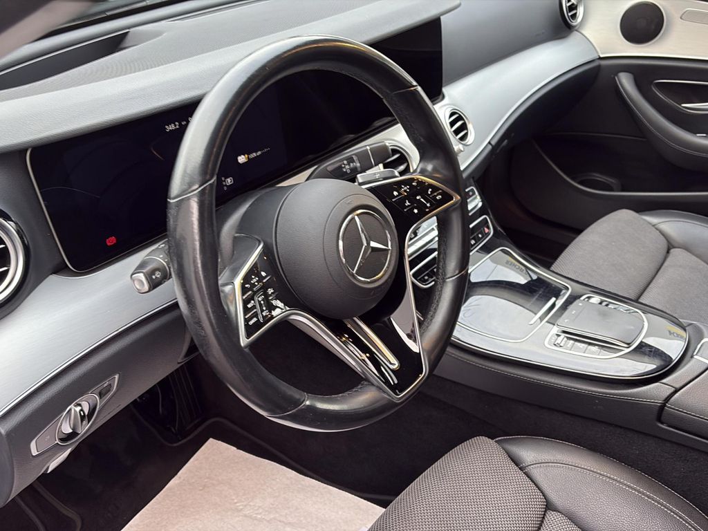 Mercedes-Benz E 300 2022