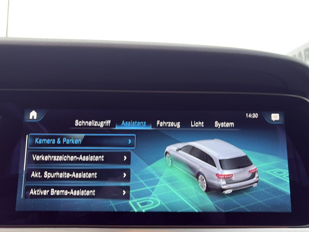 Mercedes-Benz E 300 2022